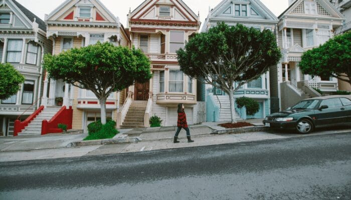 an image of multiple houses