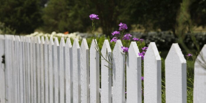 how to hide garbage cans outside