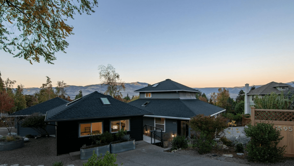 How to Sell Your House in a Slow Market: 7 Mistakes to Avoid!