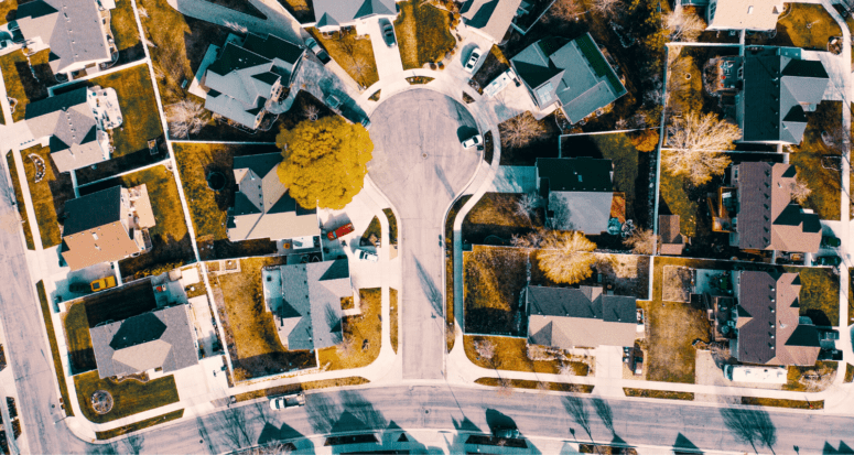 Houses that were payed for with cash.