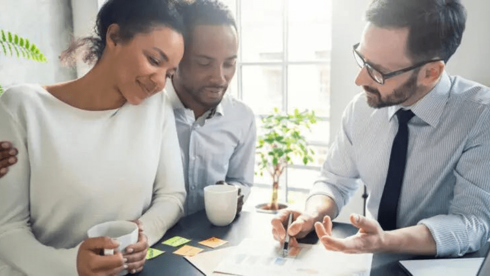 What Is a Mortgage Broker and Should I Have One on My Team?
