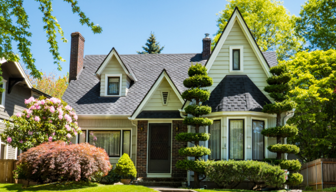 A craftsman style house built in a different decade.