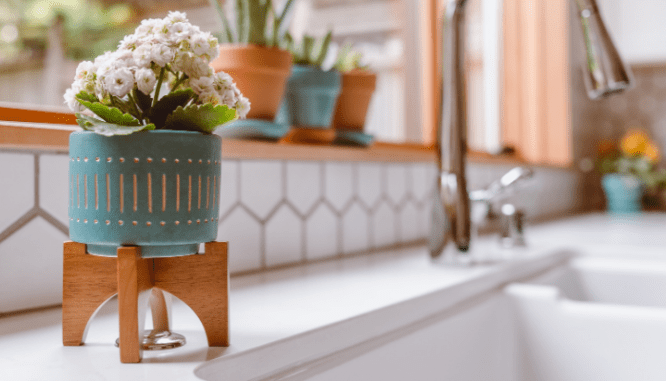 An image of a tile backsplash in a kitchenette.