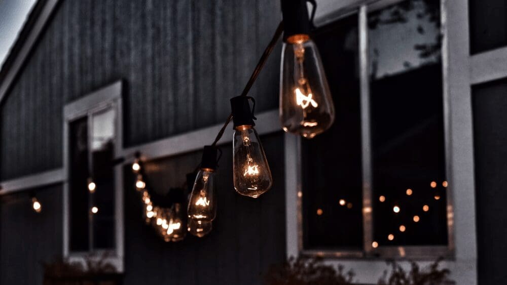 An image of outdoor lighting