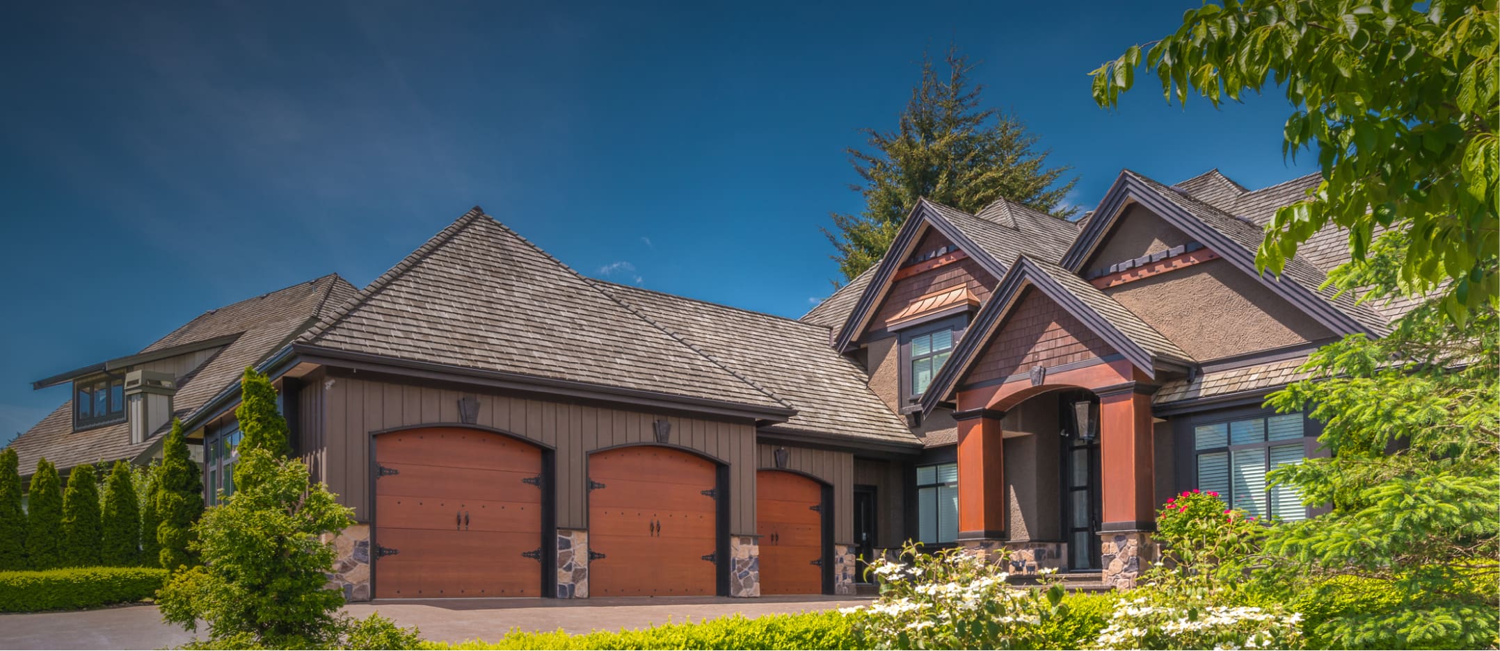 Modern home exterior featured in Top Agent Insights for Summer/Fall 2021.