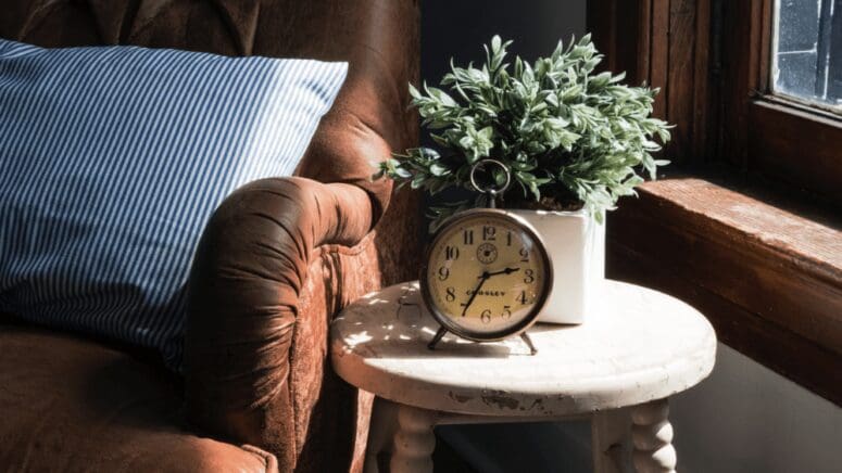 A clock in a home that needs to be inspected.
