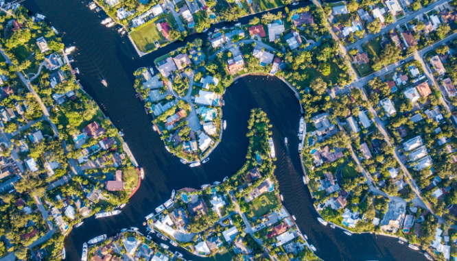 A neighborhood of homes in Florida that have down payment assistance.