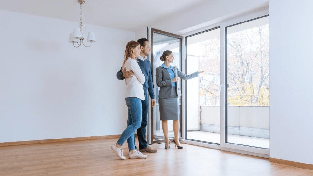 Why Hire a Real Estate Agent When You’re Selling or Buying