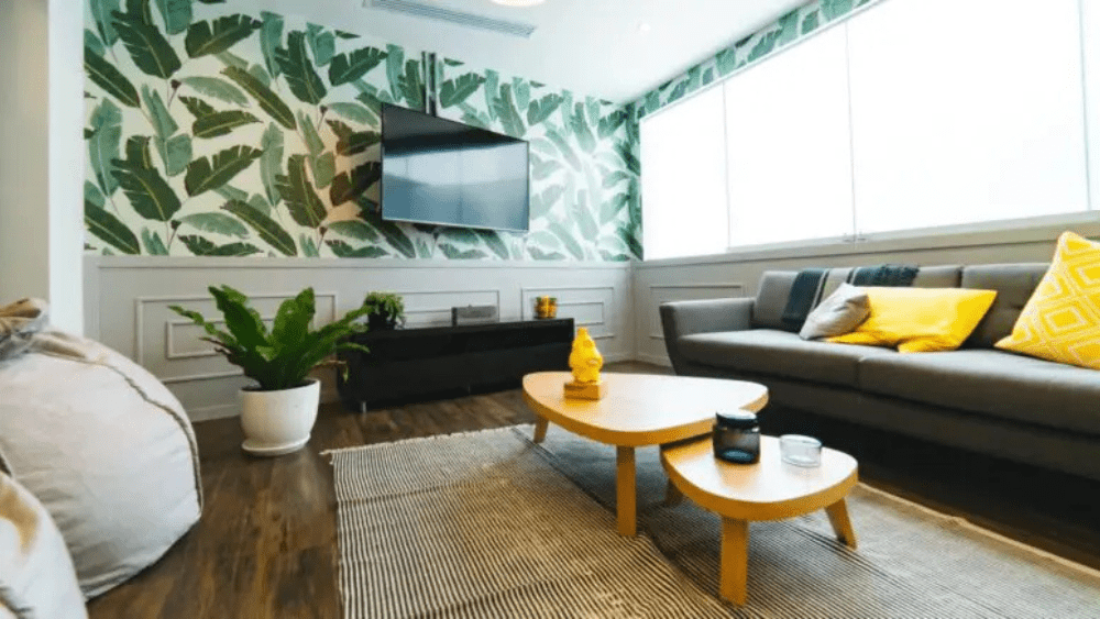 Staging a House on a Budget to Wow Buyers
