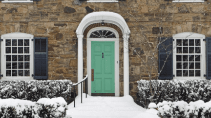 Image of selling a home during the holidays