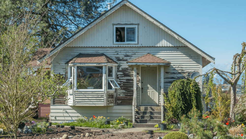 A Judgment-Free Guide to Selling a House in Poor Condition