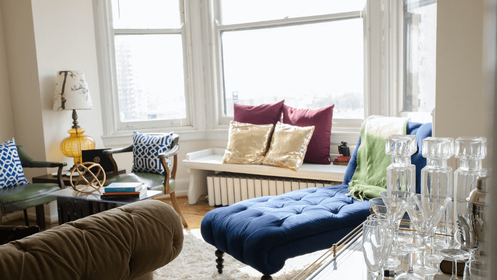 Inside a Kentucky home, where sellers have options to sell their house fast.