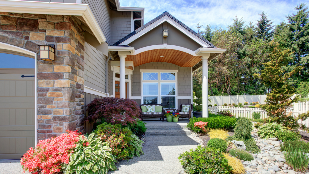 32 Ways to Amplify Curb Appeal for Selling Your Home