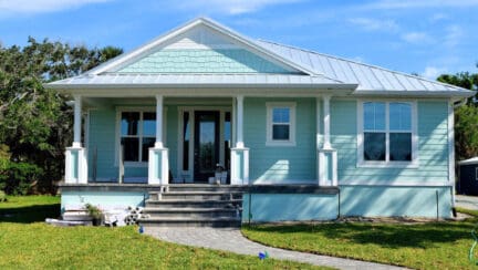 An image of a house in West Allis, where home sellers can sell a we buy houses company