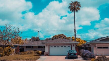 A home located in a neighborhood in Murrieta, where homeowners have the options of selling their home to a we buy houses company