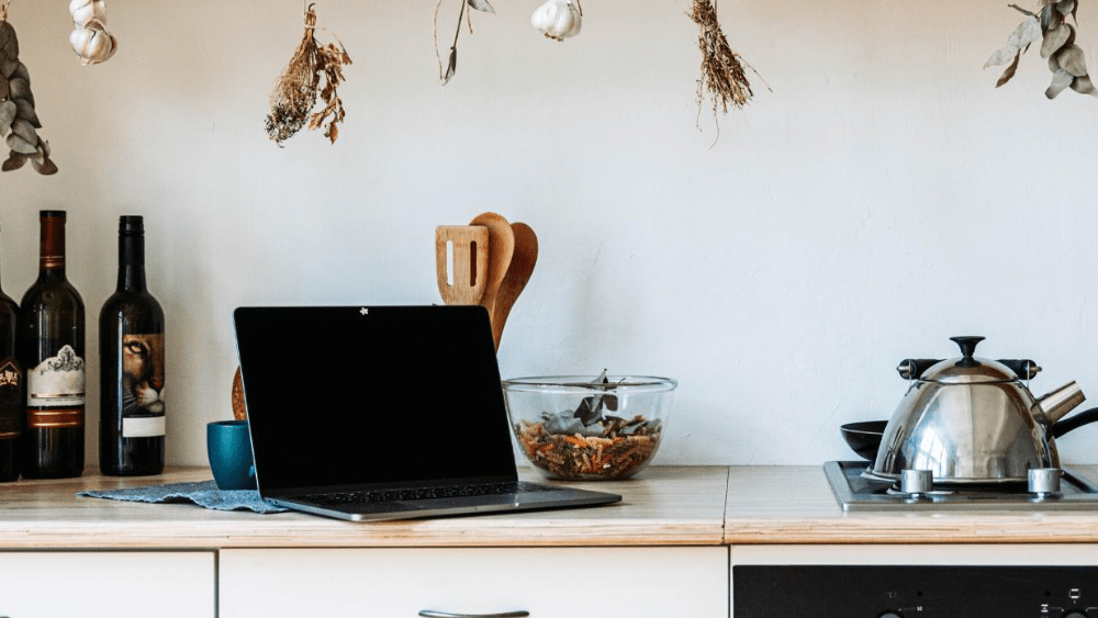 How to Choose a Real Estate Agent for Selling Your Home: A 10-Step Checklist