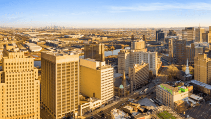 Aerial view in Newark, where home sellers can choose to sell their house to a we buy houses company