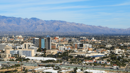 Aerial view in Tucson, where homeowners can sell their house to cash home buyers
