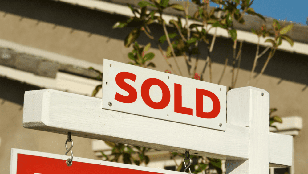 How to Clean Out Your House to Sell and Increase Its Value by 3%-5%