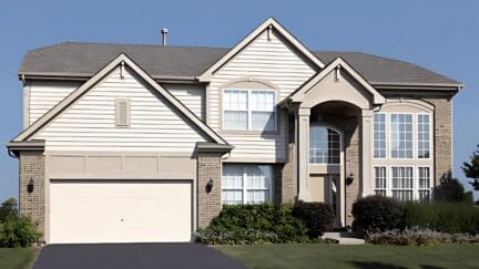A house that an owner might sell to cash home buyers in New Hampshire