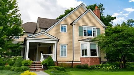 A house in Oshkosh, WI that represents how to sell a house fast
