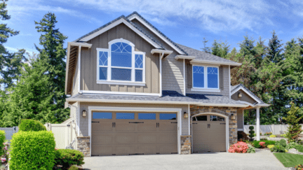 A house that an owner might sell to cash home buyers in Hartford