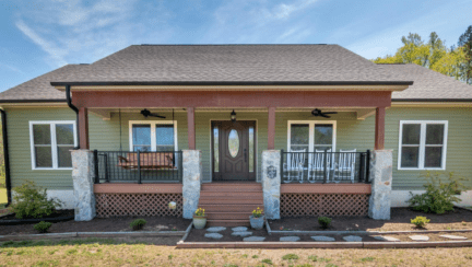 A house that an owner might sell to cash home buyers in Green Bay WI