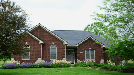 A house that can be sold to we buy houses companies in Suprise, AZ