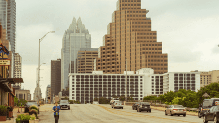 Lake Jackson, where home sellers have options to sell their house fast