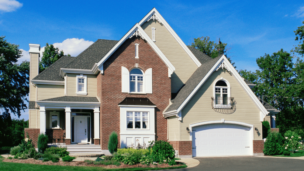 Who Offers Bridge Loans? Tips for Sellers Trying to Buy