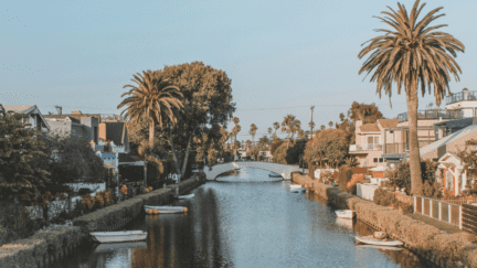Venice, where home sellers can work with options to sell their house fast