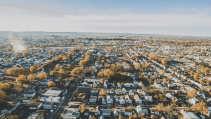 Bordentown, where home sellers can work with several option to sell fast