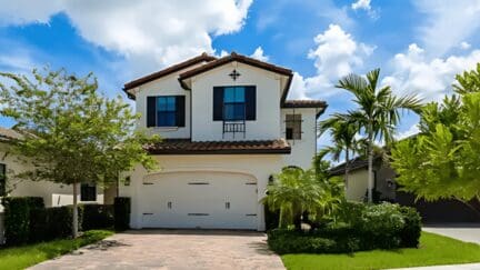 A home that needs the services of Cape Coral estate sale companies