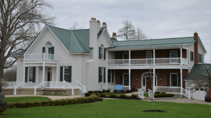 A house that needs the services of an estate sale company in Duluth, MN