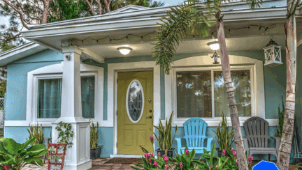 A house whose owner wants to sell for cash in Sarasota, Florida