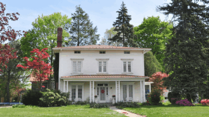 An image of a house highlighting: Real Estate Terms Sellers Should Know.