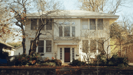 A house in Bloomfield, where home sellers can choose to sell for cash