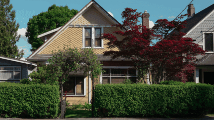 A home in Woodbridge, Virginia that an owner might sell fast for cash