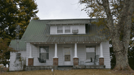 A house whose owner might want to sell their house for cash in Jackson
