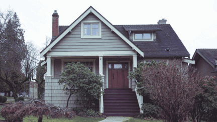 A house whose owner wants to sell for cash in Hastings, NE