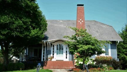 A photo representing who pays realtor fees in Virginia