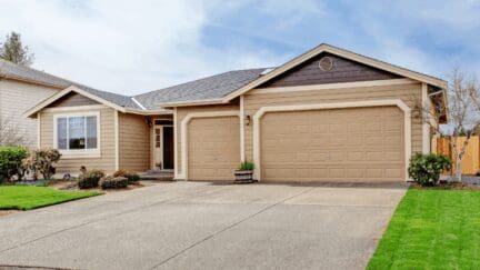 A house that an owner might sell to we buy houses companies in Bremerton