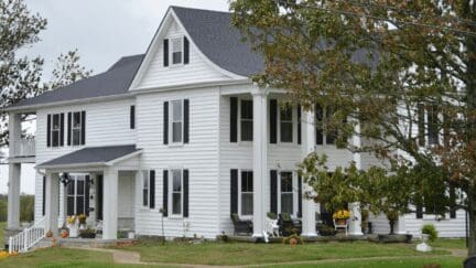 A house that an owner might sell to we buy houses companies in Flowery Branch