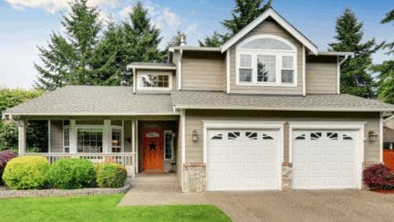 An image of a house representing who pays realtor fees in Illinois