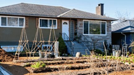 Johnstown, where home sellers can choose to sell their house for cash