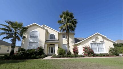A house that an owner might sell to we buy houses companies in Haines City