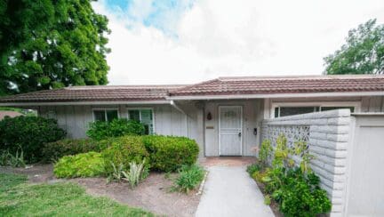 A house that can be sold to we buy houses companies in Englewood FL