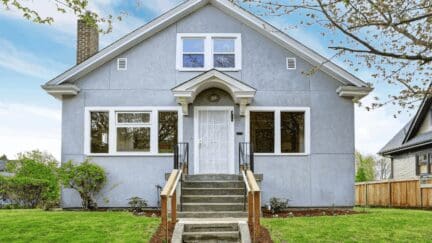 A house that an owner can sell for cash in Middletown, NJ