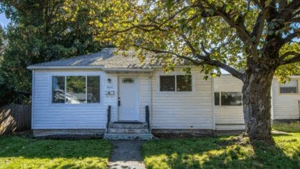 Prairie Village, where home sellers can choose to sell for cash