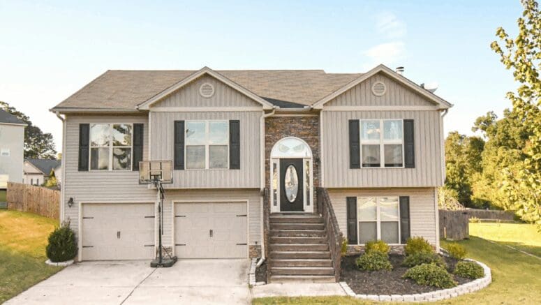 A house whose purchase means paying realtor fees in Georgia